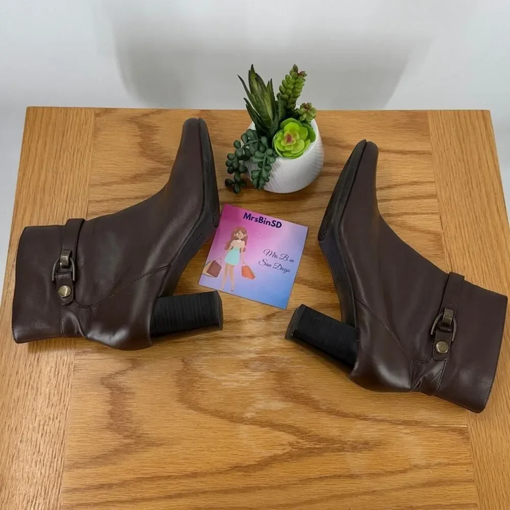 Nine & Co. Leather Heeled Zippered Ankle Boots Booties - Brown - Women's 8.5